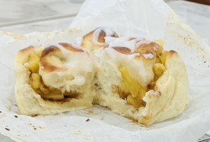 アップルシナモンパン
